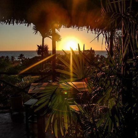 Coucher De Soleil Амбатолоака Екстериор снимка